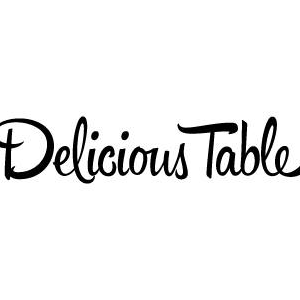 Delicious Table logo