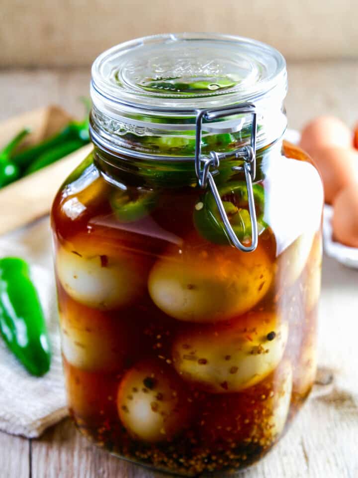 Pickled Eggs Recipe - Delicious Table