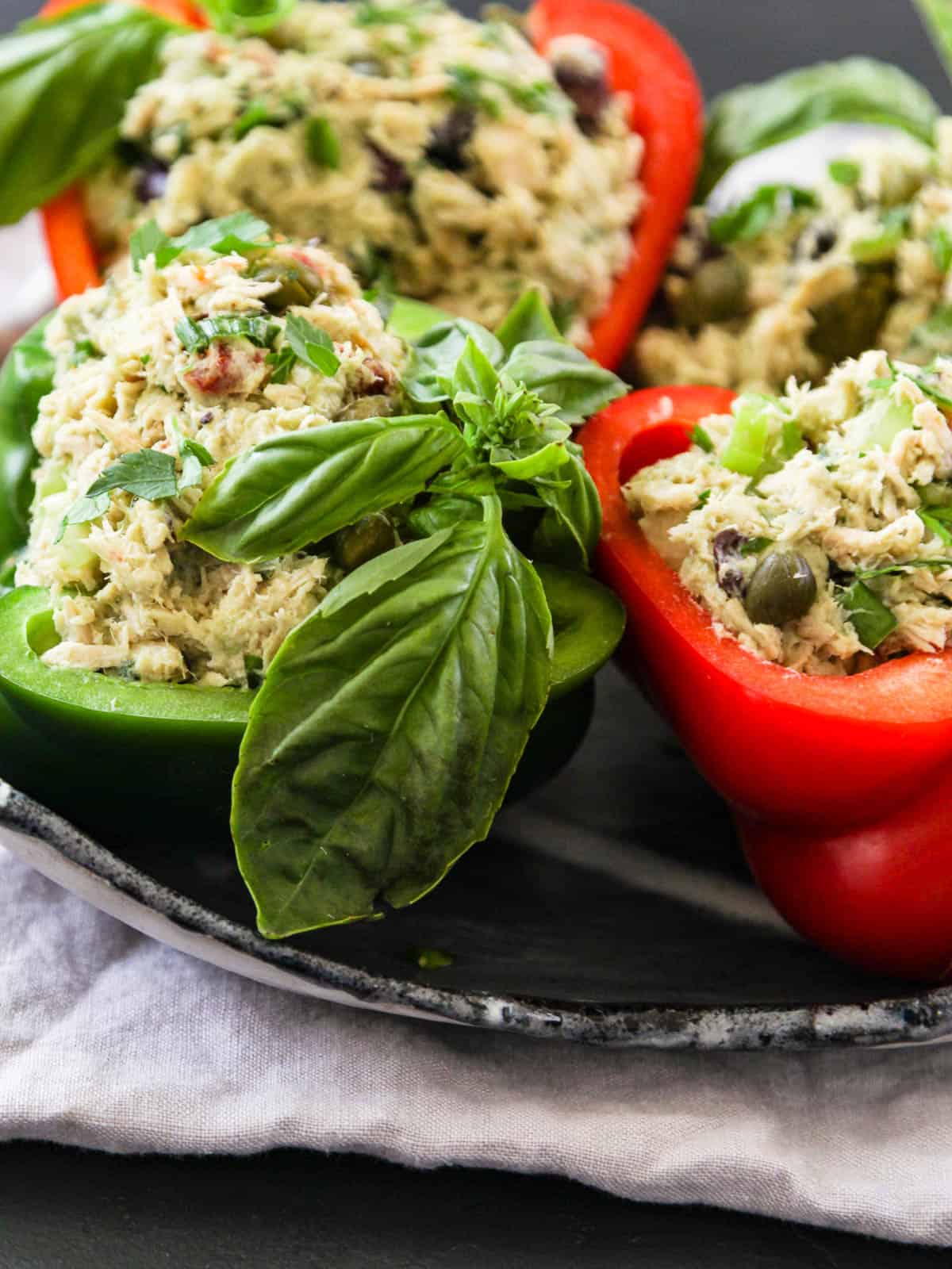 https://www.delicioustable.com/wp-content/uploads/2021/06/Bell-Pepper-Tuna-Salad.jpg