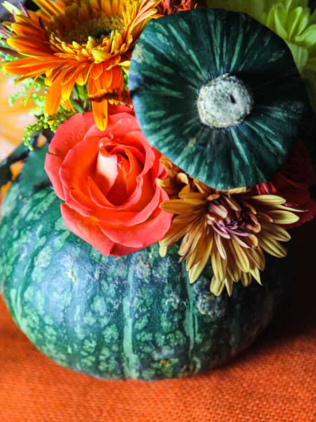Thanksgiving Centerpieces Flowers In Pumpkin Vases! Delicious Table