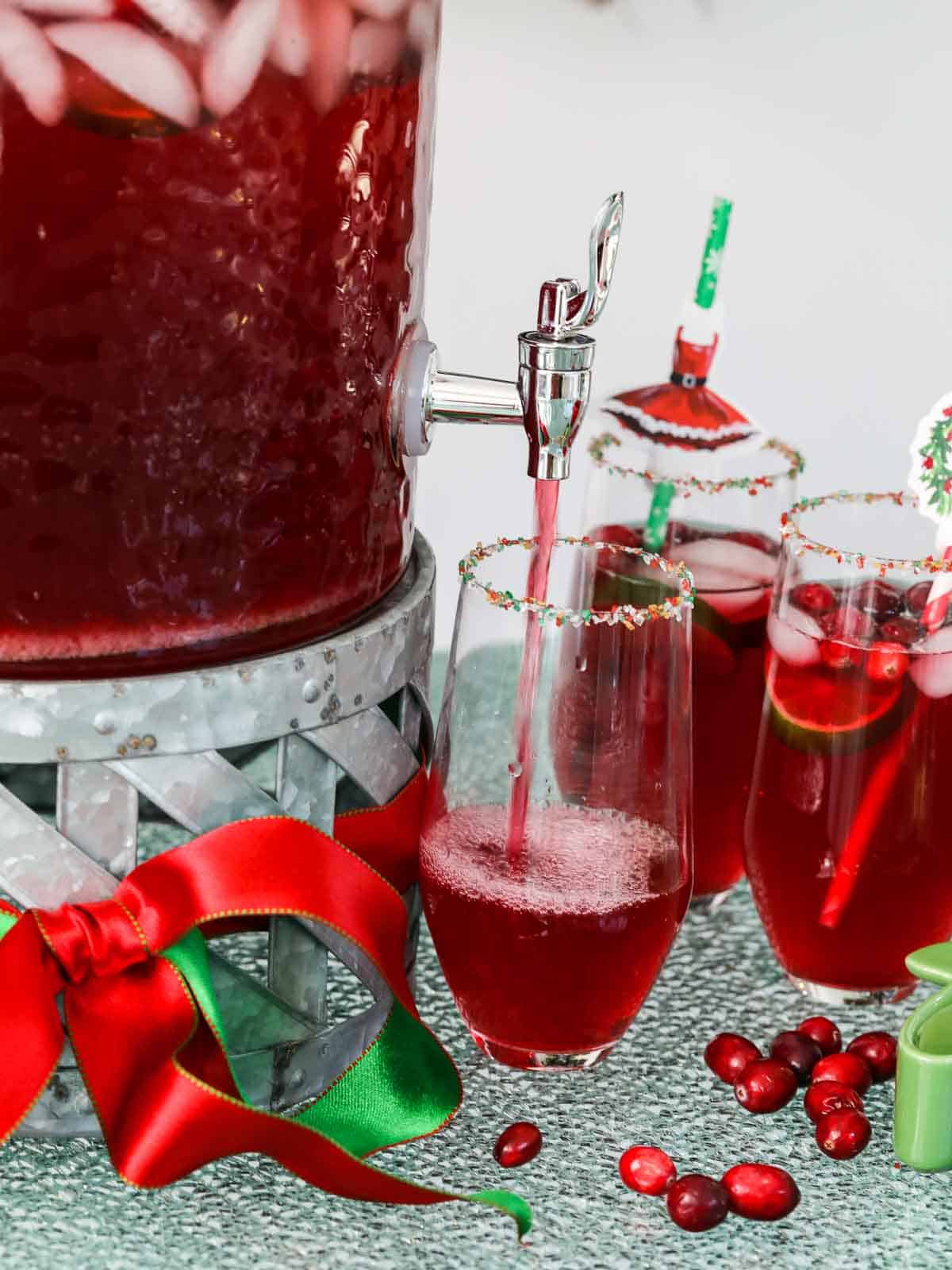 Christmas Punch Recipe - Delicious Table