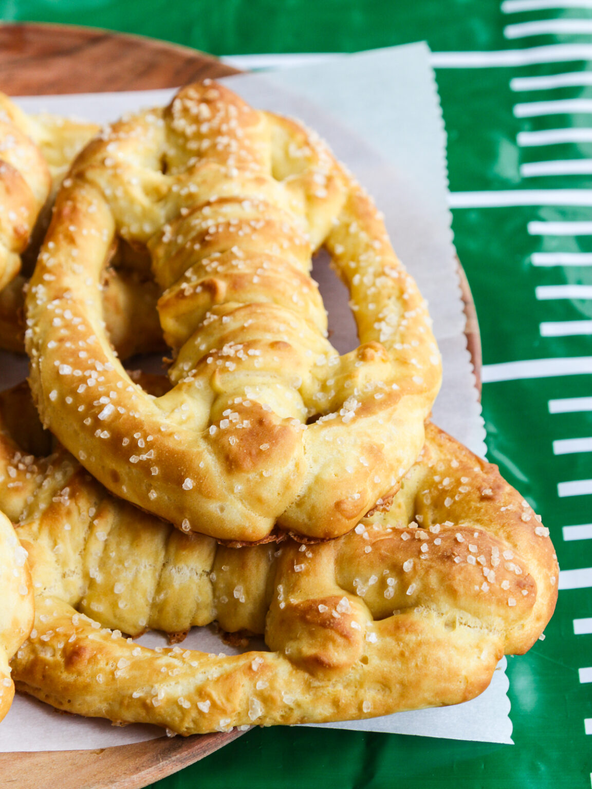 Soft Pretzels With Beer Cheese Dip Recipe Delicious Table